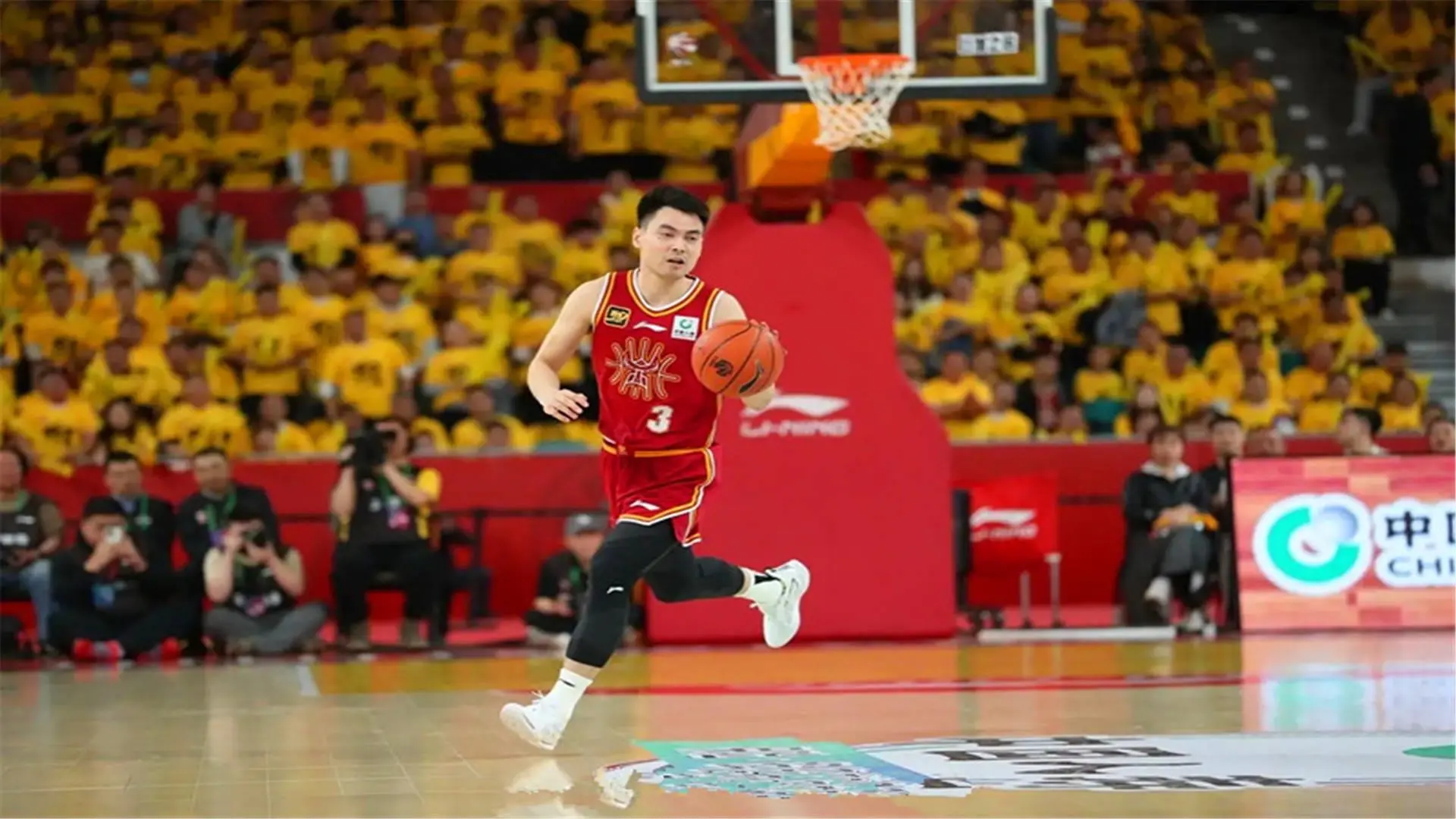 山西男篮主场管理疏漏遭CBA公司警告 俱乐部需加强赛事监管