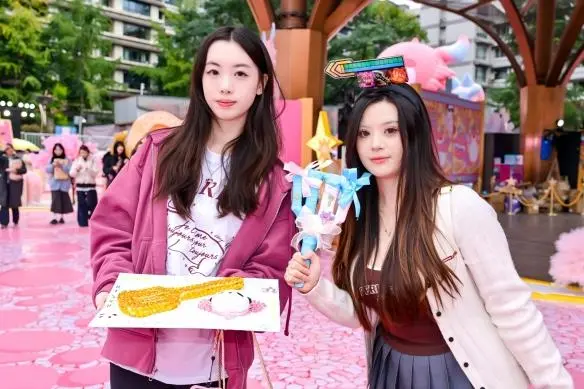 成都举办胖胖龙好运乐园活动 电竞文化助力城市文旅发展