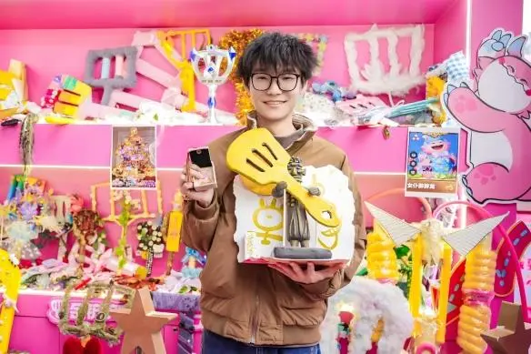 成都举办胖胖龙好运乐园活动 电竞文化助力城市文旅发展