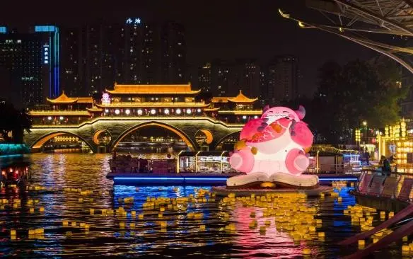 成都举办胖胖龙好运乐园活动 电竞文化助力城市文旅发展