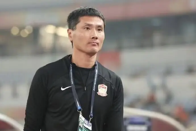 中国足协选帅进程分析:邵佳一候选资格引热议