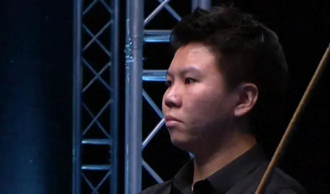 中国斯诺克选手三人晋级八强 90后名将连扳四局逆转世界冠军